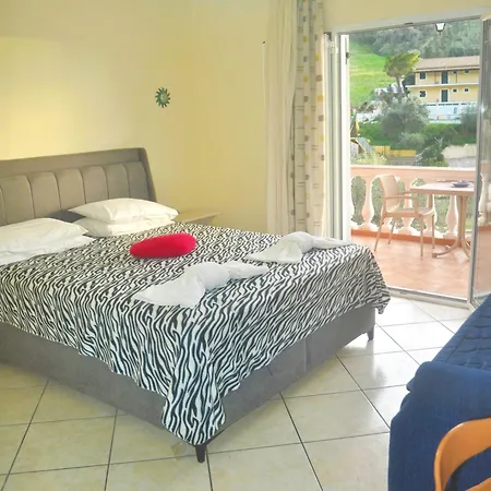 House Letta In A Very Quiet Location Agios Gordios 公寓